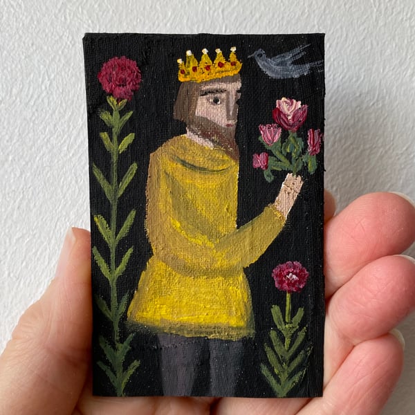 Image of king of roses - a tiny portrait