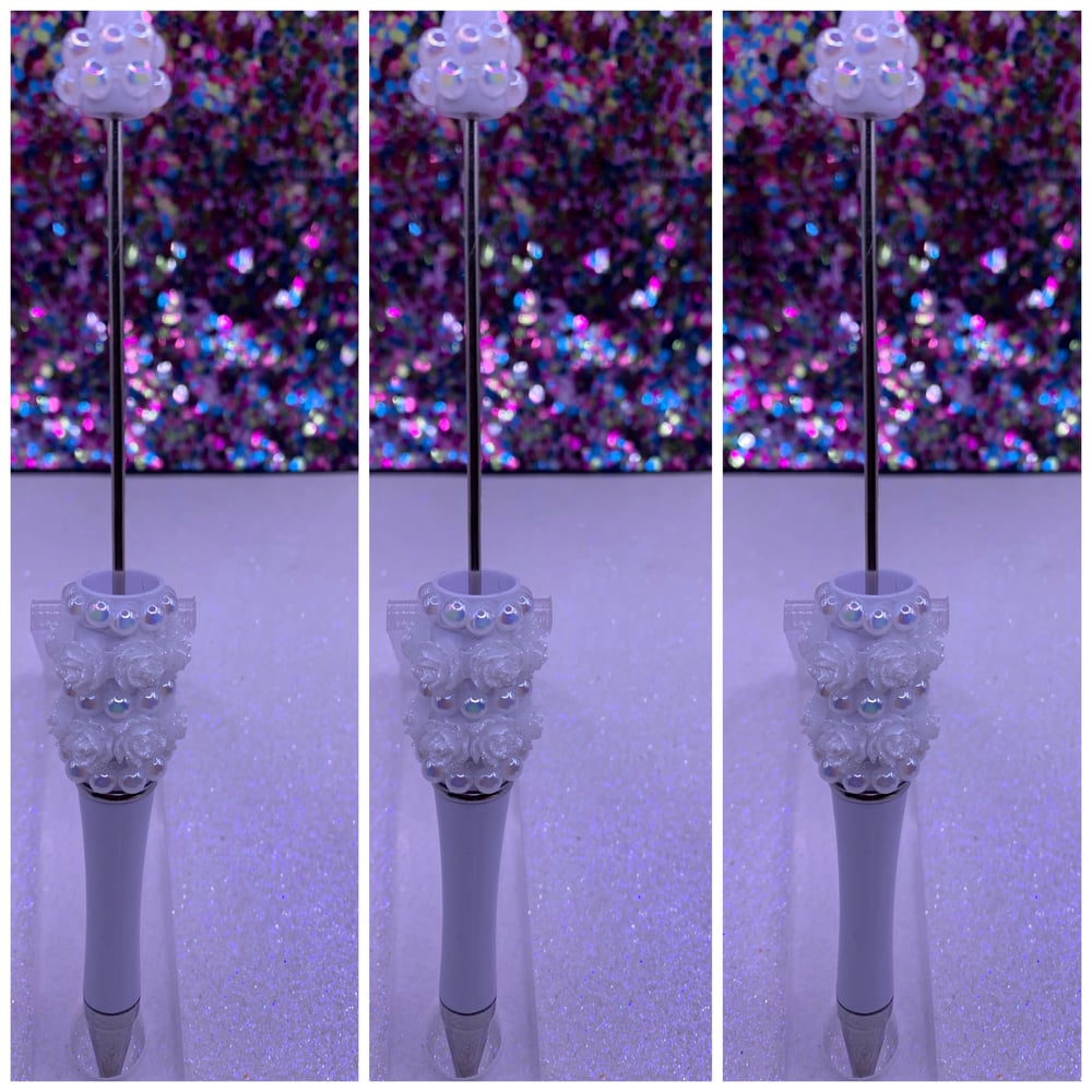 Image of Pearl/Flower  Pen 