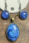 Blue Beauty Oval Pendant W/Matching Earrings