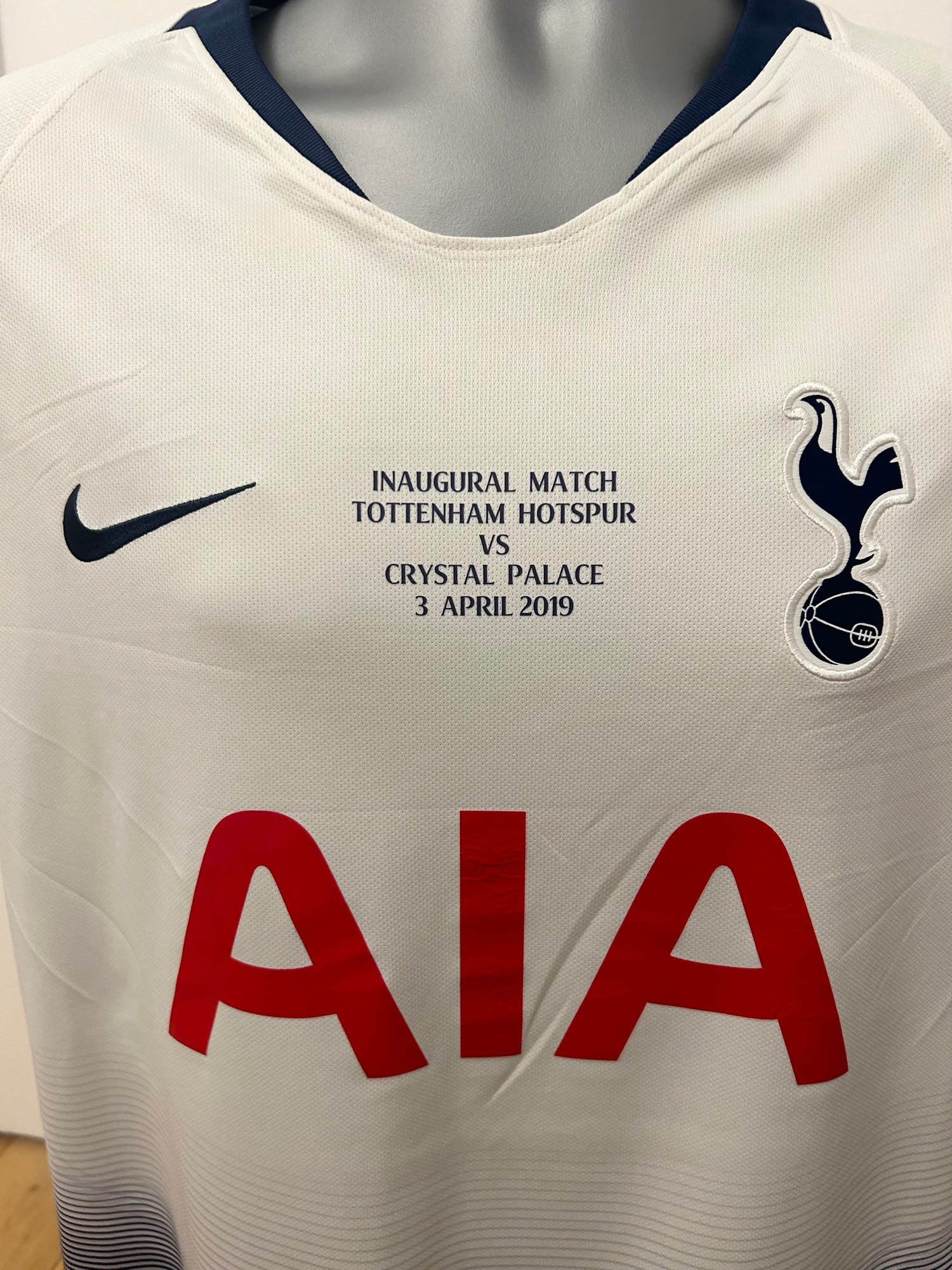 Image of Tottenham Hotspur “SON 7” 2018/19 Inaugural Home Shirt + PL patches (M) 