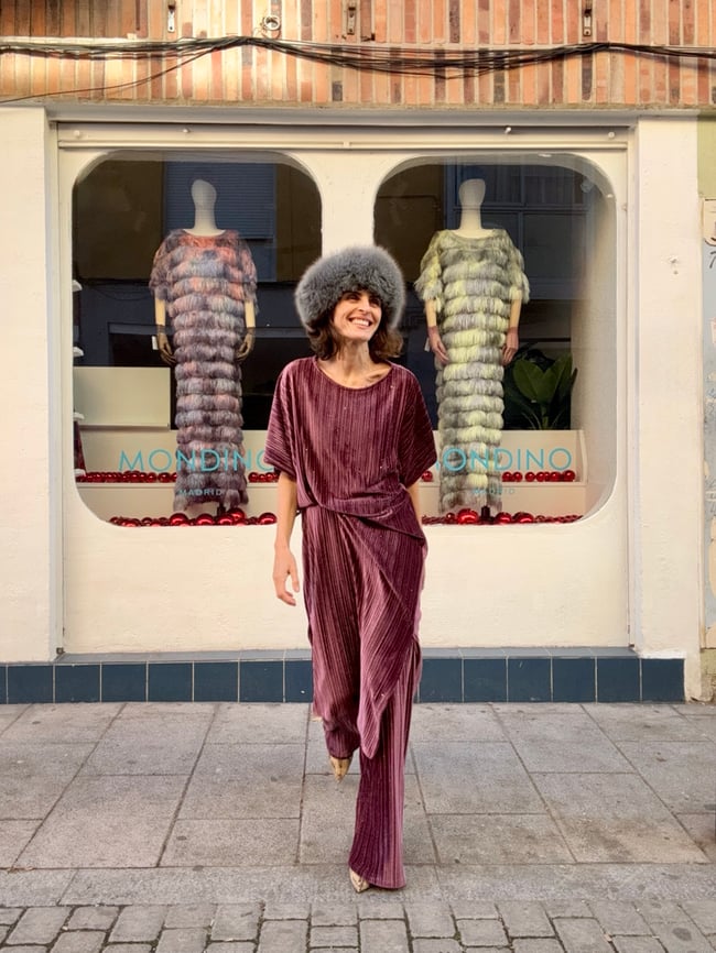 DARK PINK PLEATED VELVET KAFTAN