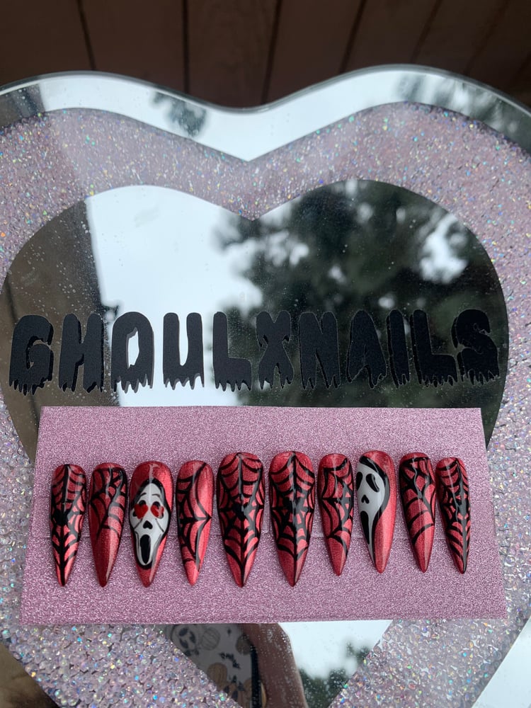 Image of Valloween Ghostface Nails