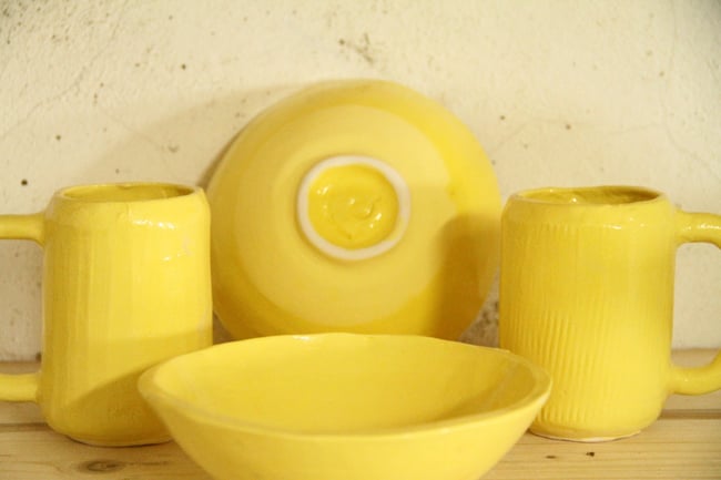 Tazas amarillas
