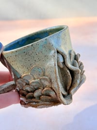 Image 4 of Vulva Mug (Magic Garden No. 134)