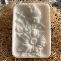 Image 2 of Wildflowers & Honeybees Creamy Butter Bar