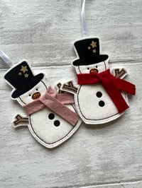 Image 1 of Top Hat Snowman Decoration 