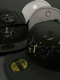 Image 1 of New Era 59Fifty 🦇🦇🦇🦇🦇