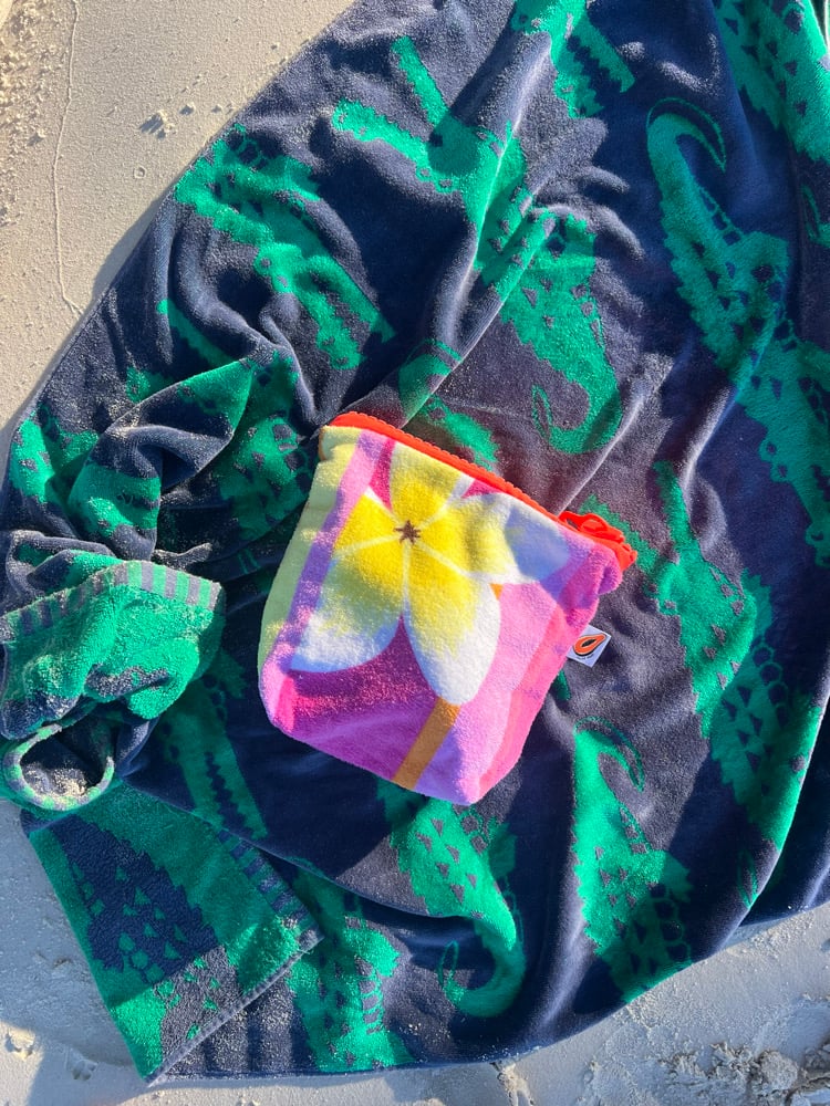 Image of Postcard pouch- Pink Frangipani