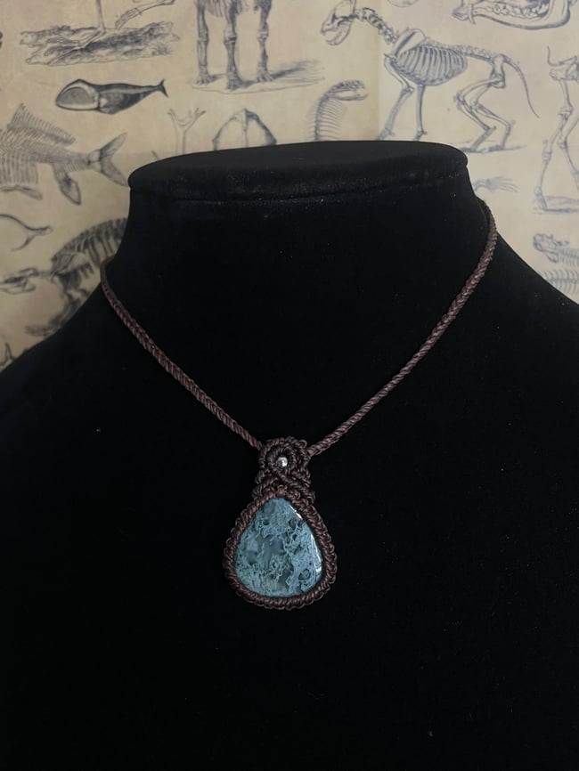 Moss Agate Micromacrame Necklace