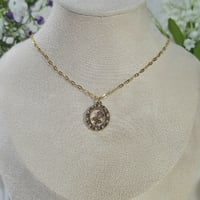 Flower Frame Necklace