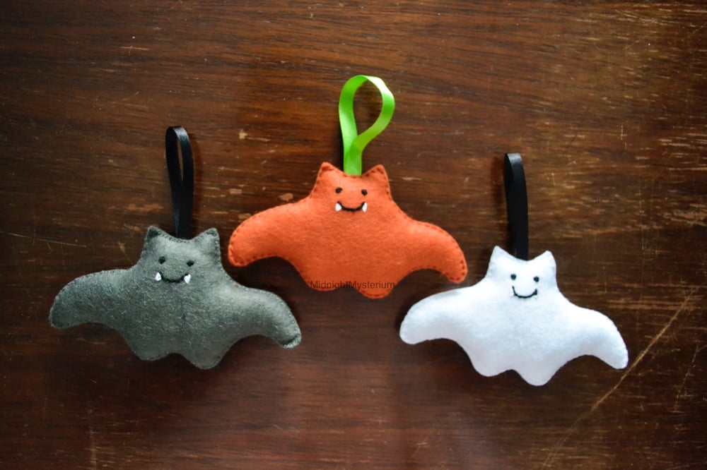 Felt Bat Bauble
