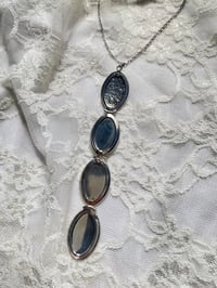 Image 4 of THE CÉCILE LOCKET (CHAIN)