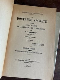 Image 5 of La doctrine secrète, deux tomes, Helena Blavatsy, 1946!