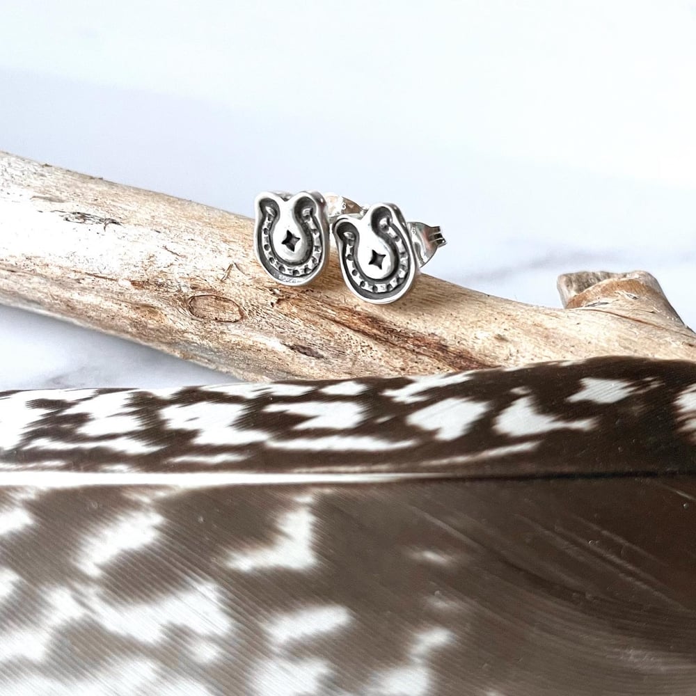Handmade Sterling Silver Lucky Horseshoe Star Stud Earrings 925