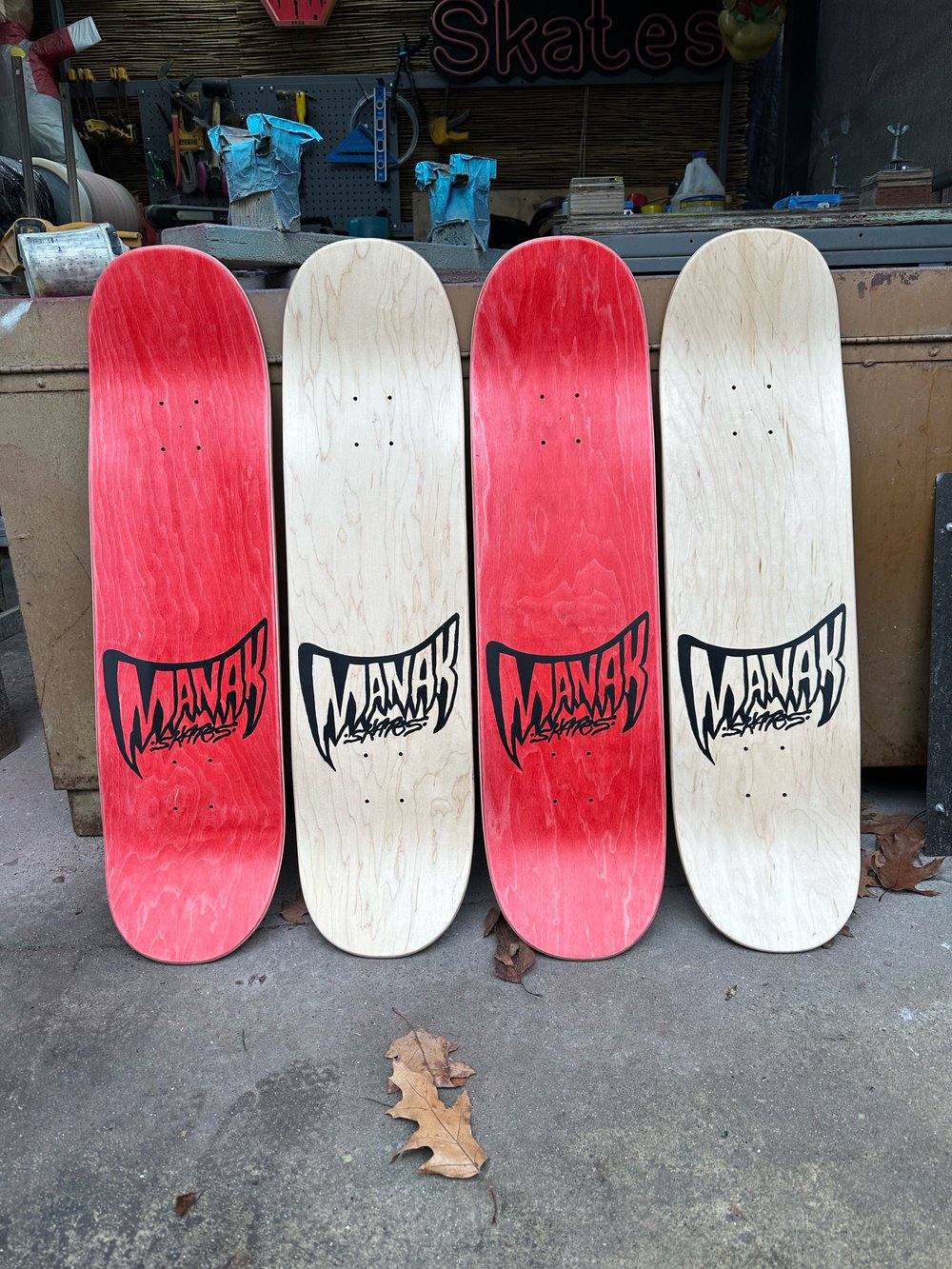 8.5" Popsicle - Crossboned Graphic