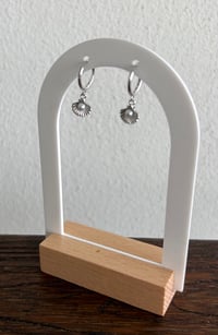 Image 1 of Luna Shell Pearl Earrings 