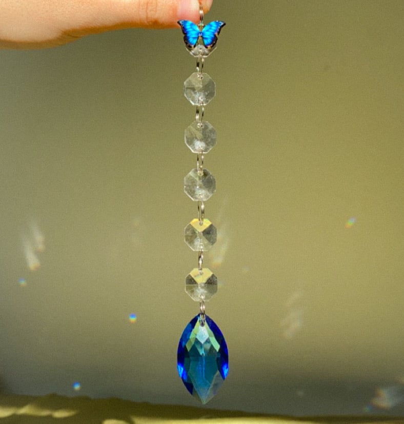 MYSTERY rainbow suncatchers