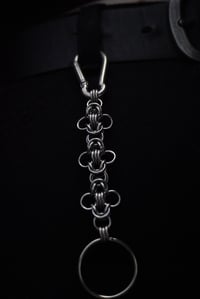 Image 4 of Daisy Chain Keyring