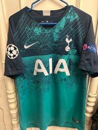 Image 9 of Tottenham Hotspur “LUCAS 27” 2018/19 Third Shirt + patches  (L)