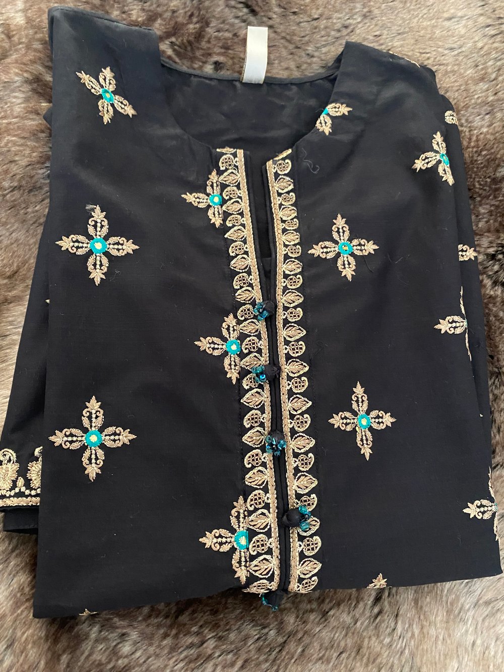 Ethnic embroidery kurta