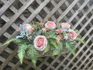Image of PINK WINDOW BOX 