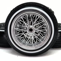 Image 4 of 1:12 14 inch 45 spokes