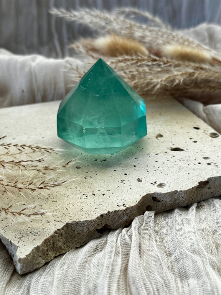 Image of Fluorite Diamond 