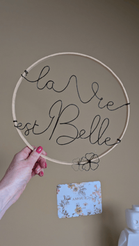 Image 1 of Couronne La vie est belle 🖤