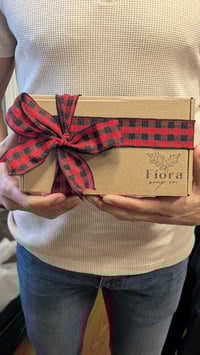 Image 2 of Holiday Gift Set