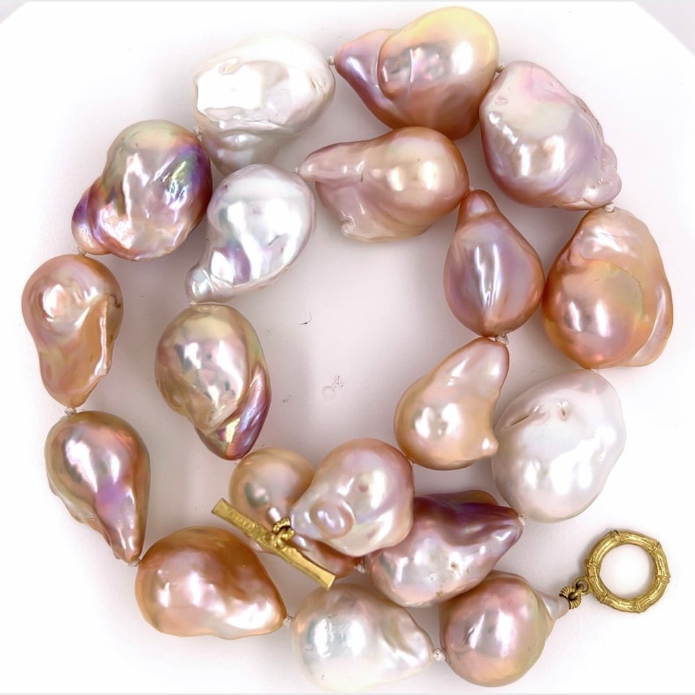 Image of Mixed Color Pearl Necklace 18k Bamboo Clasp
