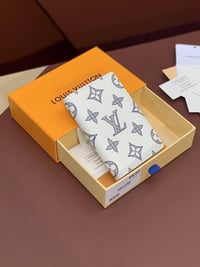 Image 8 of Lou passport holders