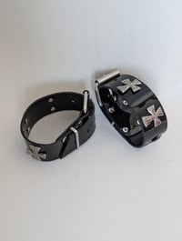 Image 5 of SAMPLE - Ghoulish Cross Bootstraps in shiny black PVC (One Size) 