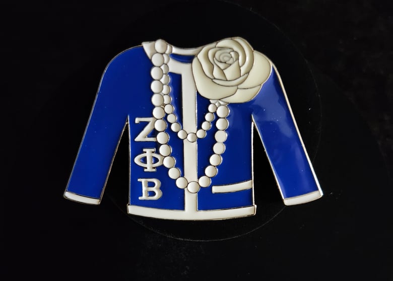 Image of Zeta Pearl Blue/White Brooch