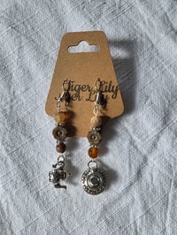 Image 4 of It's Tea Time: Silver 