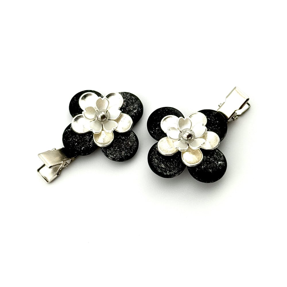 Image of Throwing Stones Clips