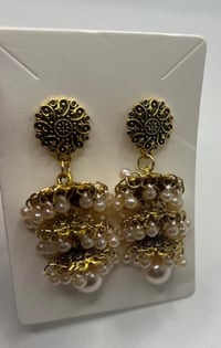 Image 2 of Mini chandelier pearl jhumka