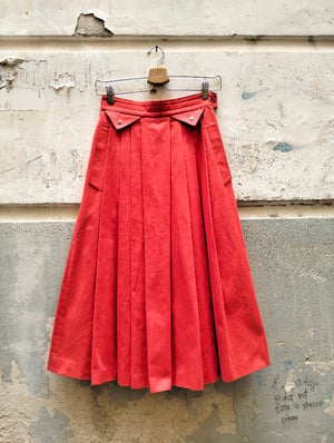 Gonnellone rosso fragola
