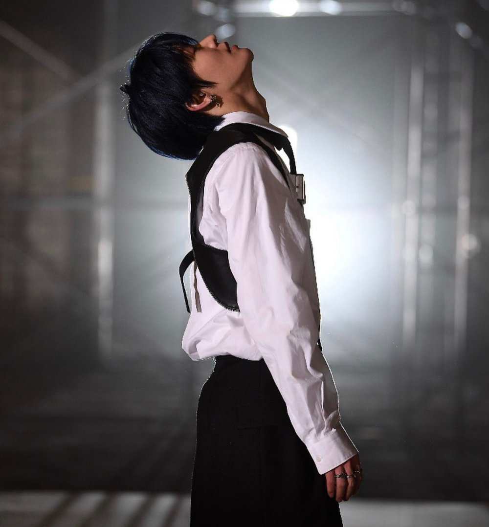 Image of ✨NEW✨ YUTA LOVEHOLIC PIN