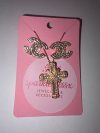 Twist c studs and cross 