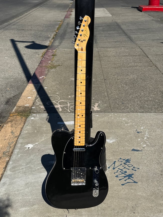 1978 Fender Telecaster Black w/Fender Hard Shell Case