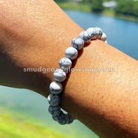 Image 3 of Howlite Bracelet (Just 1 left!)