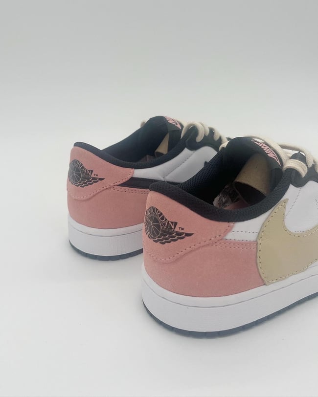 ‘MAUVE’ JORDAN 1’s