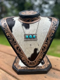 Image 2 of Large 3 Stone Kingman Bar Necklace 