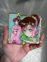 Image 7 of Sailor Stars Opening Mako - enamel pin 