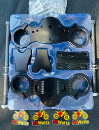 Image 2 of CNC Triple Clamp 45/48 - Razor 10mm stem bolt