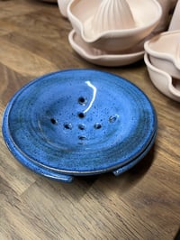 Image 4 of Sinkside sponge holder