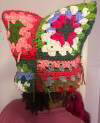 Image 2 of guava girl