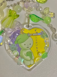Image 3 of smiski picture frame keychain 