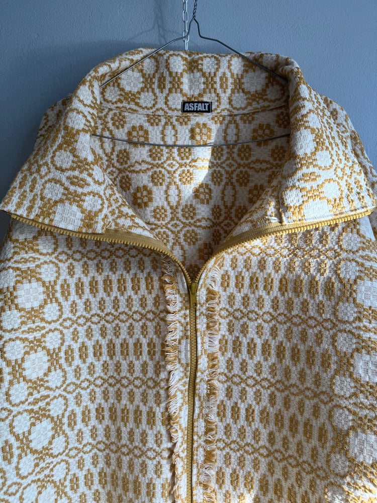 Image of Poncho jacket, gold (one size)