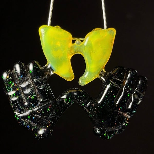 Image of Crushed Opal Wu Hands